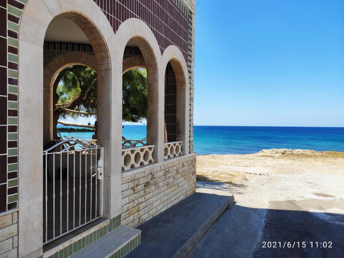 Casa Fronte Mare Villa มารีนา ดี มันกาแวร์ซา ภายนอก รูปภาพ